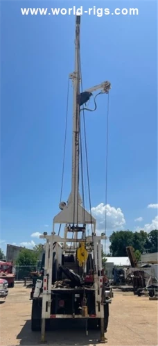 2008 Built Smeal 8T Pump Hoist Rig